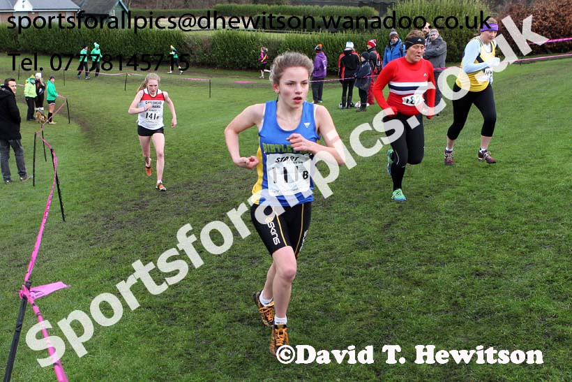 Senior womens Durham Cathedral Relays. Photo: David T. Hewitson/Sports for All Sports